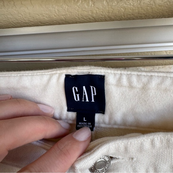 GAP Long Line Shorts Cream White Sweat pant Shorts Large Casual Comfy New - Picture 3 of 4